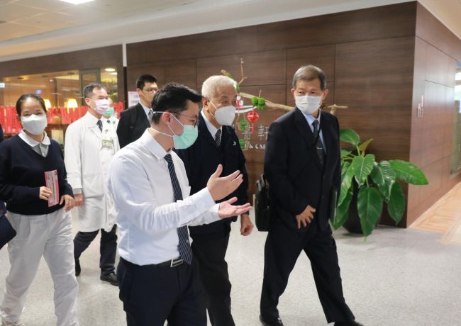 菲律賓執行團隊參訪臺中慈院 跨海交流取經